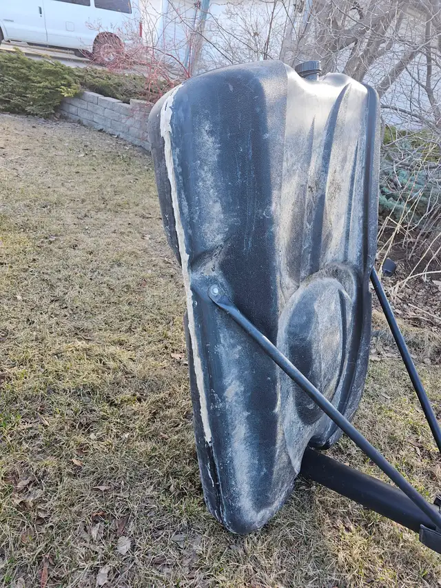 Lifetime - Portable Adjustable Basketball Backboard, Hoop & - Photo 4