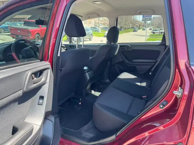 2016 Subaru Forester i Convenience - Photo 7