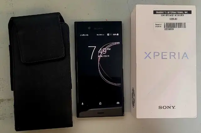 Sony Xperia XZ1 Phone W/ Case (22236909)