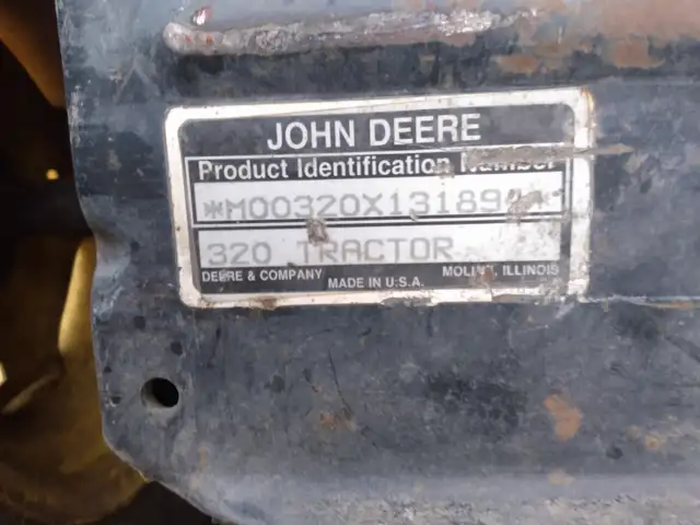 John Deere 320 garden tractor STRIPPED FOR PARTS! - Photo 5