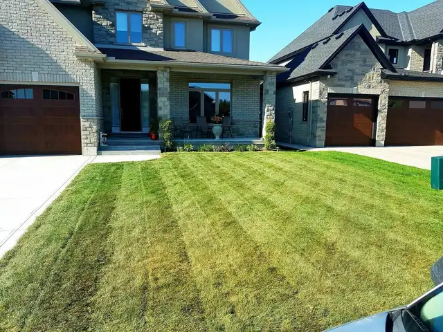 YEAR AROUDN PROPERTY SERVICE - Photo 9