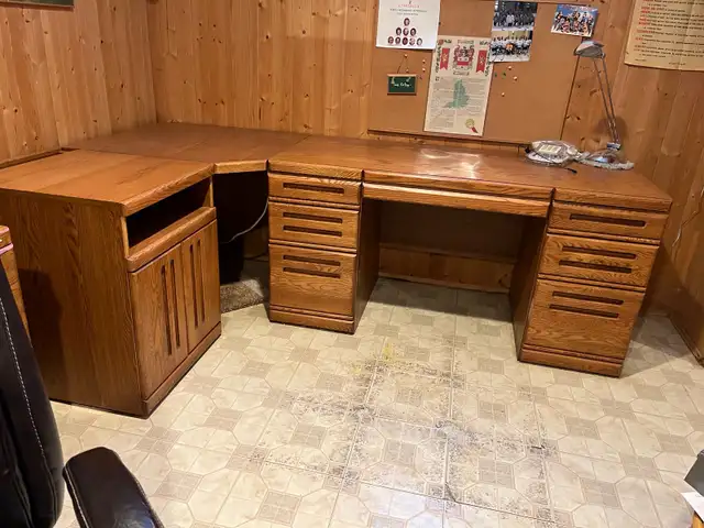 Desk, Corner unit,  Cabinet & free chair - Photo 7