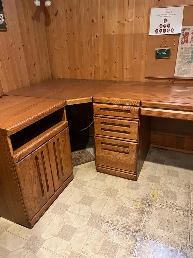 Desk, Corner unit,  Cabinet & free chair - Photo 9