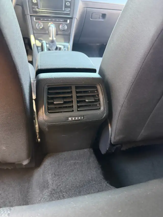 2018 VW sports Wagon - Photo 10