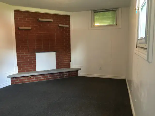 7 Rooms Student rental housing near University of waterloo - Photo 21