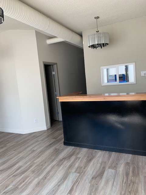 SPACE FOR LEASE: High Traffic & Great Location on 124 Street, Ed