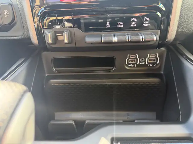 2022 Ram 1500 Rebel 5.7 Hemi - Photo 30