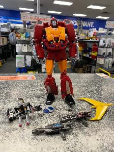 Hasbro 2010 MP-09 Rodimus @ Cashopolis!!