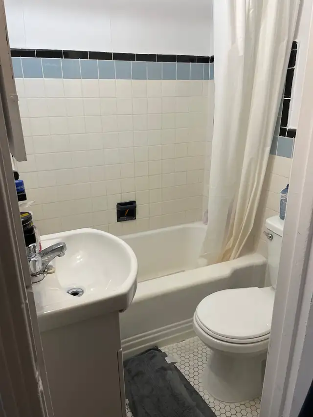 Joli studio rénové et paisible près de l’UdeM et des HEC - Photo 2