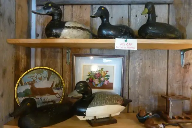 ANTIQUE WORKING DECOYS