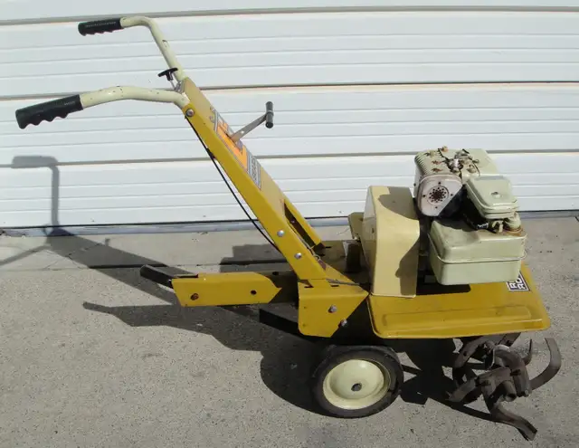 SEARS 5 HP ROTOTILLER - Photo 2