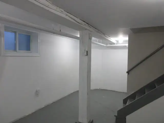 ALL DONE-UP AND READY!  NEAR DOWNTOWN SUDBURY. - Photo 17