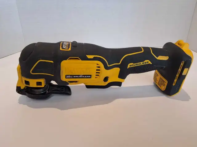 Dewalt DCS354 20V Oscilating Multi-Tool Tool Only