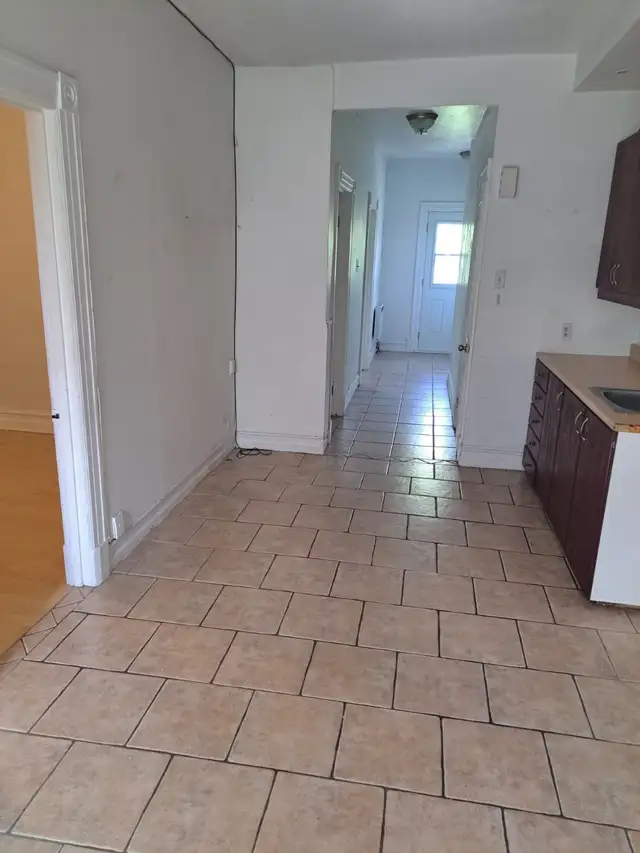 Beau 4 1/2, Bien situé, jm.lecompte@hotmail.com