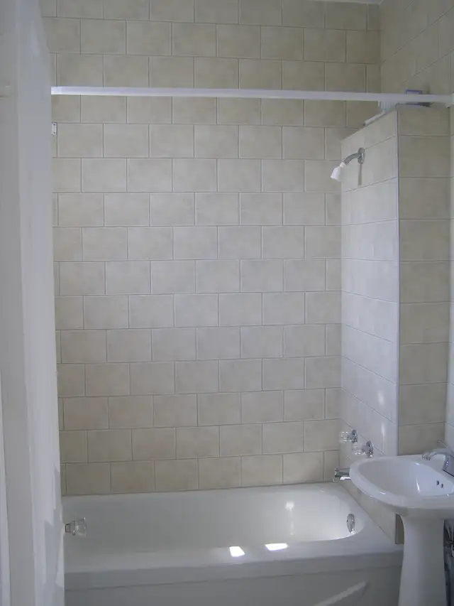 Beau 4 1/2, Bien situé, jm.lecompte@hotmail.com - Photo 2