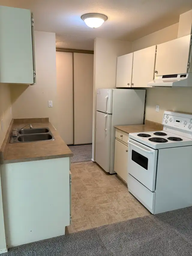 2 Bedroom Apartment for Rent - Photo 10