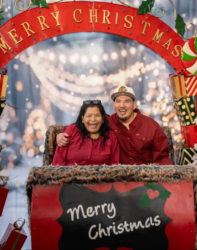 Professional Photographer - Photo 8