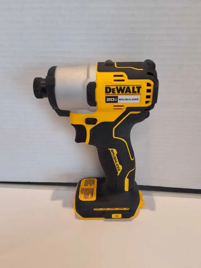 Dewalt DCF840 20V 1/4' Impact Tool Only