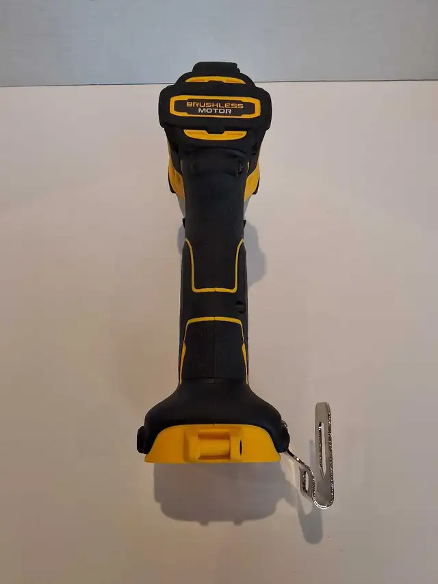Dewalt DCF840 20V 1/4' Impact Tool Only - Photo 3