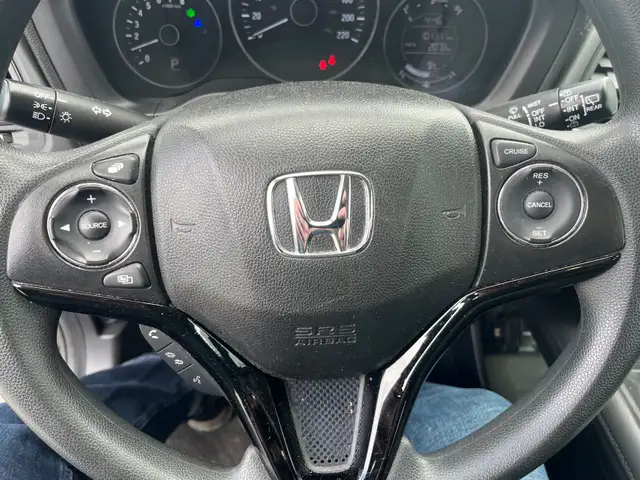 2018 Honda HRV AWD - Photo 7