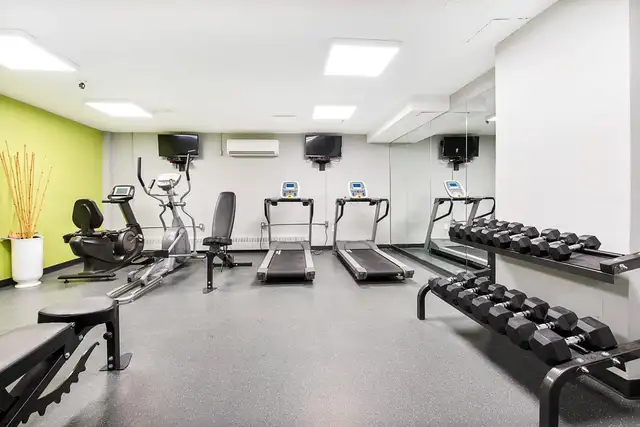 2 Bedroom Apartment for Rent - 15 Eva Rd - Photo 2