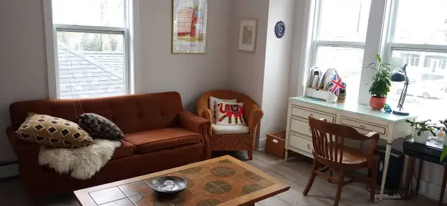 Available May or June 1st Nice Bright one BR Apt at Quinpool Rd - Photo 2