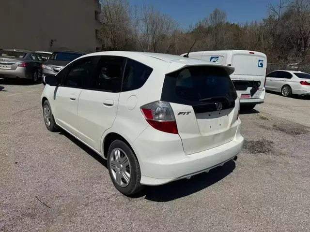 2013 Honda Fit LX - Photo 5