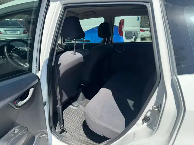 2013 Honda Fit LX - Photo 7