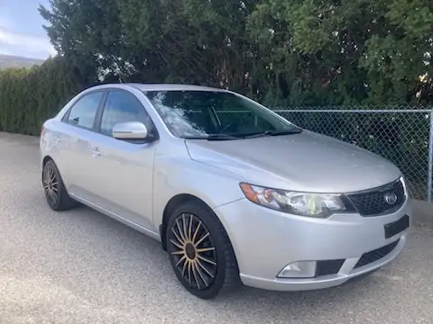 2011 Kia Forte - Photo 2