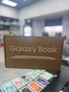 Samsung Galaxy Book4 Edge 15.6" SnapDragon X Plus 16GB DDR5 256G