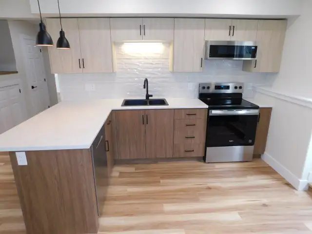 Amazing NEW 2bed/1bath Bedford APT - VIDEO TOUR! - Photo 6