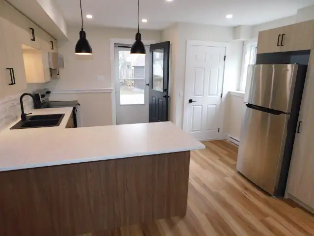 Amazing NEW 2bed/1bath Bedford APT - VIDEO TOUR! - Photo 9