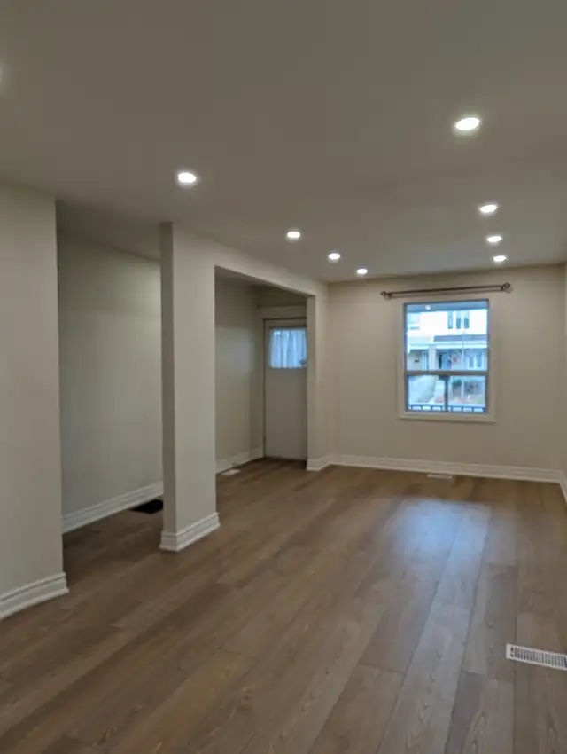 3 1 bedrooms house for rent