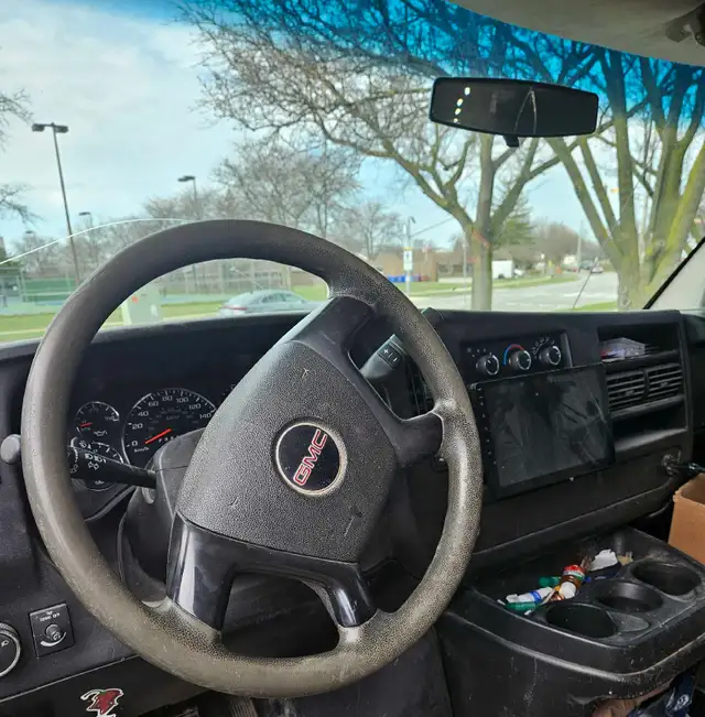 2010 gmc savana - Photo 7