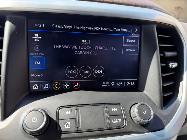 2021 GMC Acadia SLE AWD - Photo 12