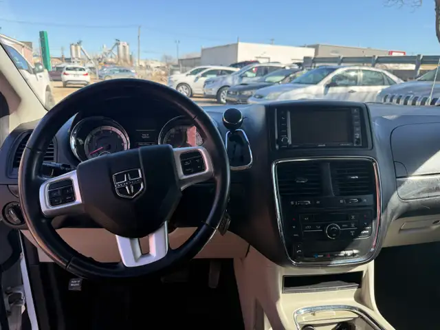 2018 Dodge Grand Caravan Crew DVD, PWR SLIDERS, ONLY 158K - Photo 11