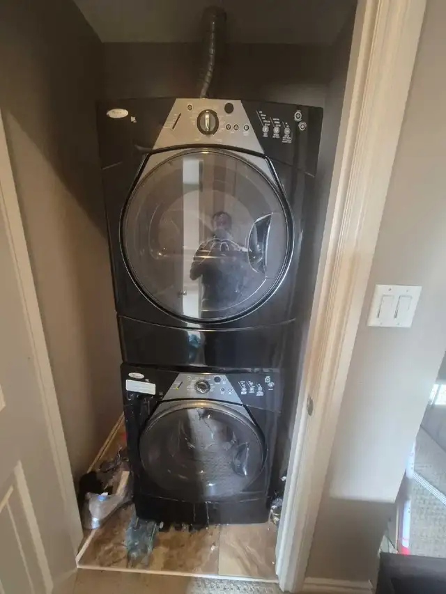 Room For Rent - Photo 6