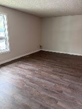 Varsity View 3 bed main floor suite-Walking distance to U of S - Photo 6