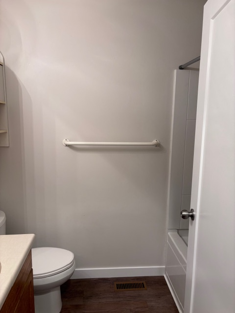 Varsity View 3 bed main floor suite-Walking distance to U of S - Photo 15