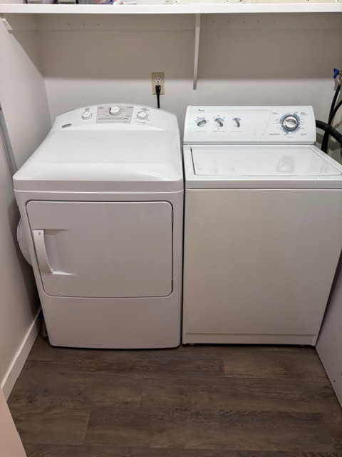 Varsity View 3 bed main floor suite-Walking distance to U of S - Photo 18