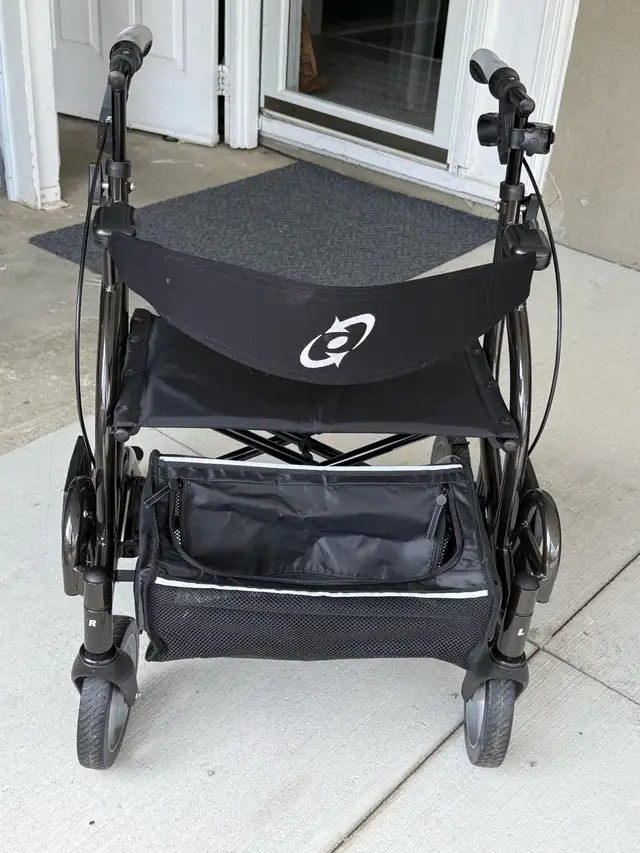 fusion rollator/ walker