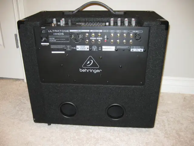 Behringer KXD15 4 Channel 600W PA Amp - Photo 6