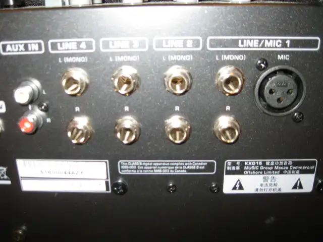 Behringer KXD15 4 Channel 600W PA Amp - Photo 7