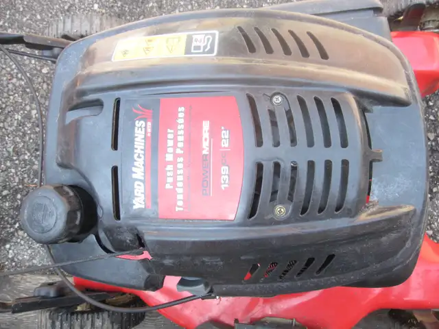 MTD 22 INCH YARD MACHINES PUSH MOWER 139 CC ENGINE EASY START - Photo 5