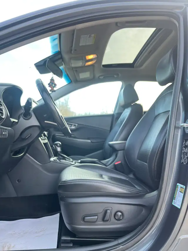 2020 Hyundai Kona Luxury - Photo 11