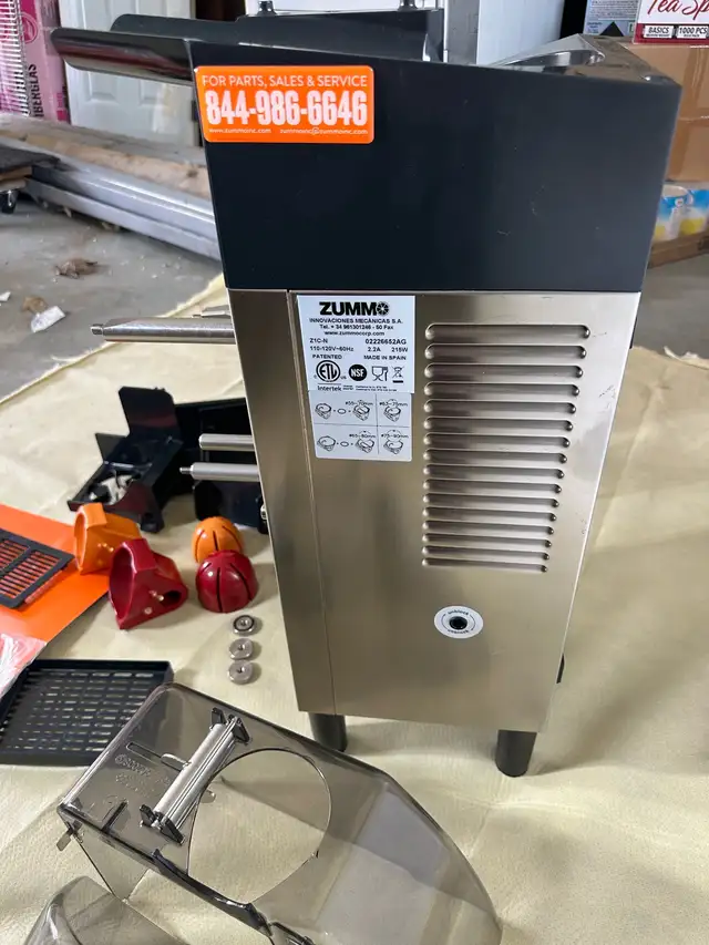 Citrus Juicer Zummo commercial - Photo 3