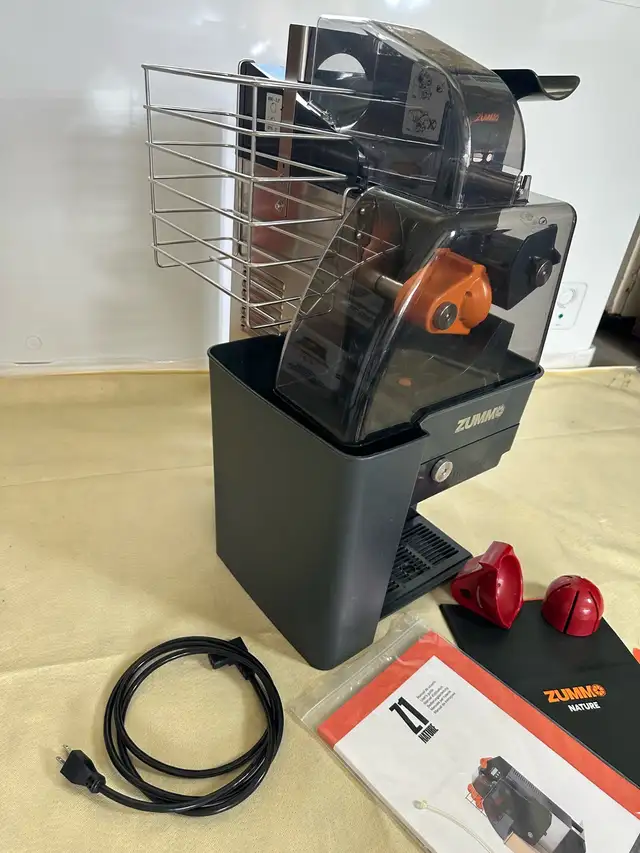 Citrus Juicer Zummo commercial - Photo 6