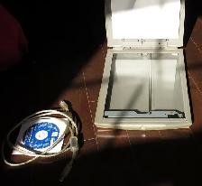 Canon Flatbed Scanner - Photo 2