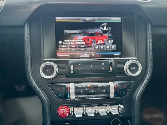 2015 FORD MUSTANG FASTBACK COUPE – 2.3L ECOBOOST – ACCIDENT FREE - Photo 14