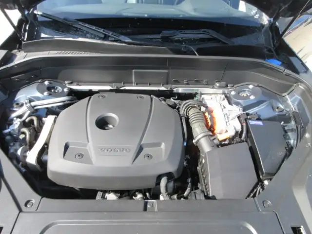 2021 Volvo XC90 Recharge T8 AWD, RENT for as low as $50 per day. - Photo 21